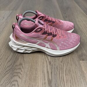 Asics Novablast 2 Shoes Womens Size 9.5 Pink Running Cushioned 1012B049
